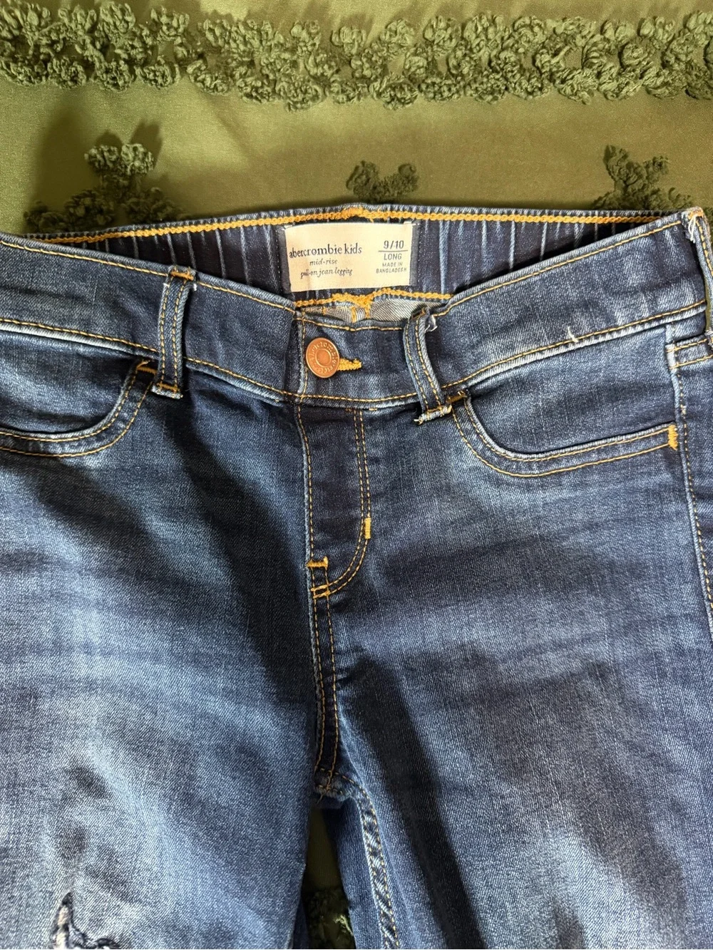 abercrombie kids distressed straight leg jeans